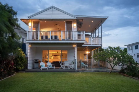 Serenity Beach Retreat - ACT Tourism 1