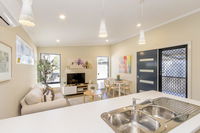 Book Serpentine Accommodation Vacations ACT Tourism ACT Tourism