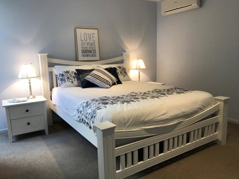Shellys Place - ACT Tourism 2