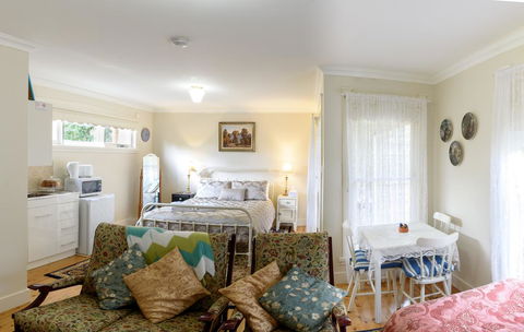 Shelton-Lea Bed & Breakfast - ACT Tourism 3