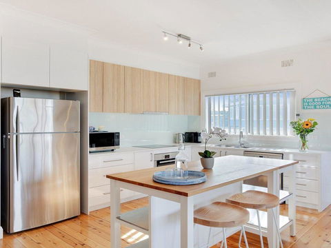 Sienna By The Sea - Spacious Coastal Getaway - ACT Tourism 2