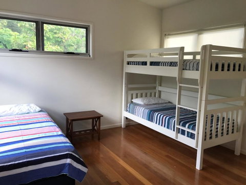 Sinclair - Rainbow Beach, Modern Beach House Close To Everything, Free Wi-Fi - ACT Tourism 2