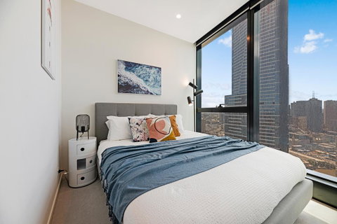 Skyhigh Apartments By MYHOME - ACT Tourism 1