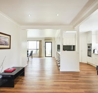 Skymirror Villa - ACT Tourism