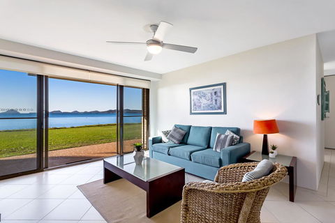 Soldiers Point Road, Harbourside, Unit 02, 07 - ACT Tourism 2
