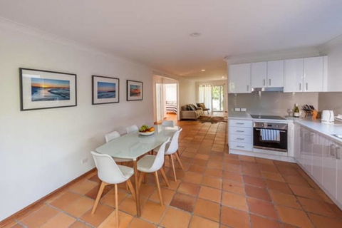 South Golden Beach - ACT Tourism 2