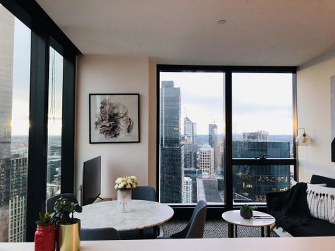 Southbank Stylish Apt With CBD View (La Maison) - ACT Tourism 3