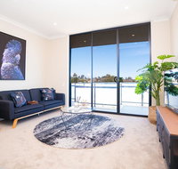 SP246-Brandnew modern Apt in Penrith with parking - ACT Tourism