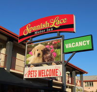 Spanish Lace Motor Inn - ACT Tourism