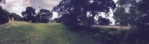 Spring Bay Villas - ACT Tourism 1
