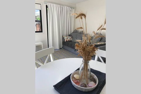 St Clair's Apartments, Cotton Tree - ACT Tourism 0