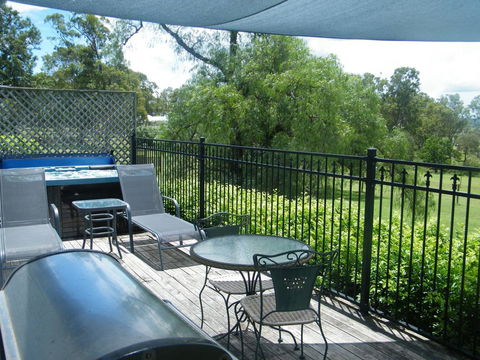 St Peter's Fairview - ACT Tourism 0