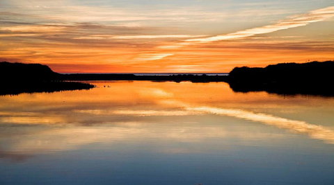 Stones Throw - 26 River View Drive - ACT Tourism 3