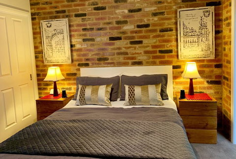 Stony Creek Cottages - ACT Tourism 1