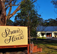 Straw House B and B - ACT Tourism