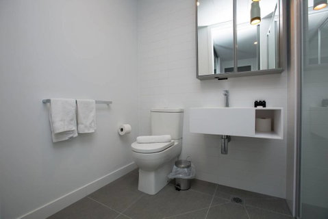 Stunning 2 Bdrms APT@Parkville Free Carpark+wifi - ACT Tourism 2
