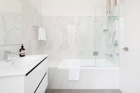 STUNNING SYDNEY HOME 1 - ACT Tourism 2