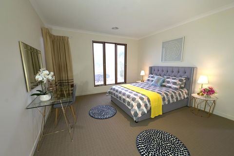 Stylish Luxe House For Big Group Near Shopping Center - ACT Tourism 1