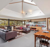 Summer House - ACT Tourism