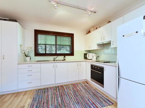 Summerfield Cottage - Hunter Valley, Renovated House In Central North Rothbury - ACT Tourism 1