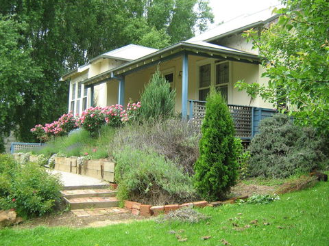 Summerhill Farm B&B - ACT Tourism 0