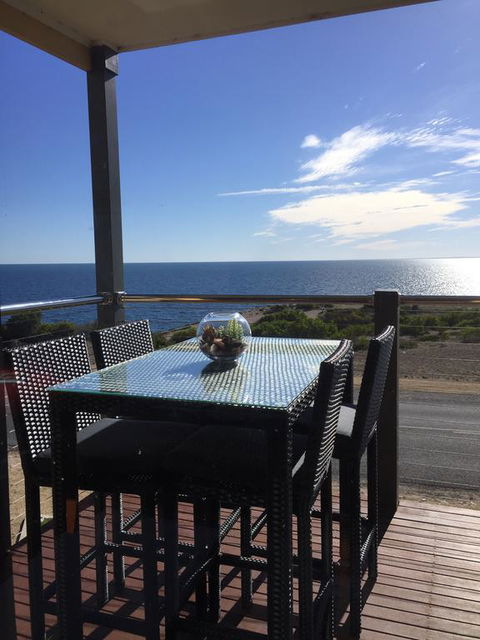 Sunset Cove Beach House - ACT Tourism 1