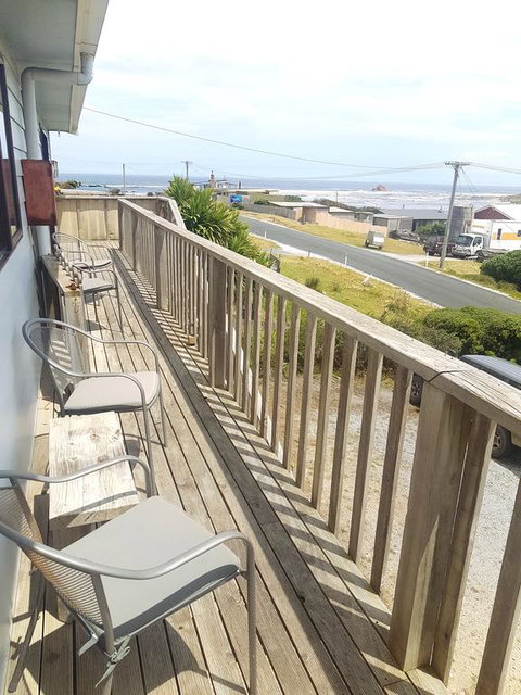 Sunset Holiday Villas - ACT Tourism 3