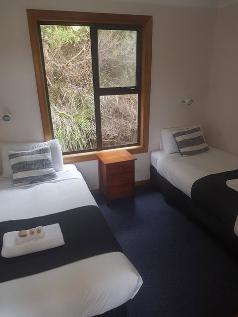 Sunset Holiday Villas - ACT Tourism 2