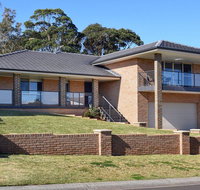 Sunset over Neptune - pet friendly 5 min to beach - ACT Tourism