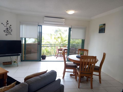Sunshine Towers Holiday Apartments - ACT Tourism 2