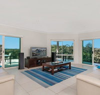 Surfside  Shellys - East Ballina - ACT Tourism