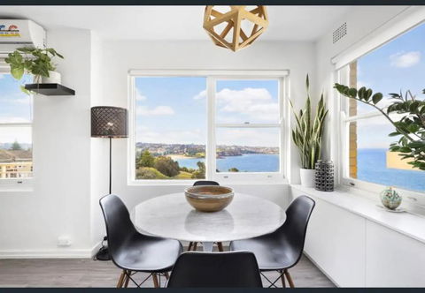 SurfSide Escape In Coogee - ACT Tourism 1