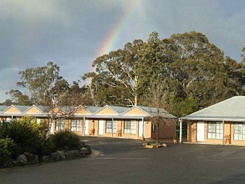 Swaggers Motor Inn - ACT Tourism 0