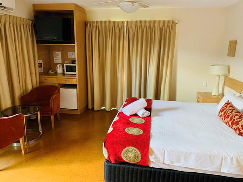 Swan Valley Oasis Resort - ACT Tourism 2