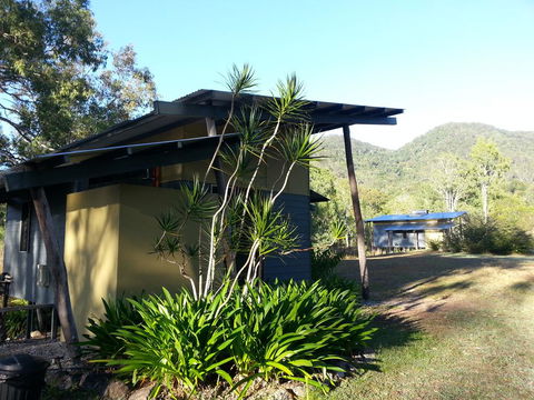 Sweetwater Lodge - ACT Tourism 0
