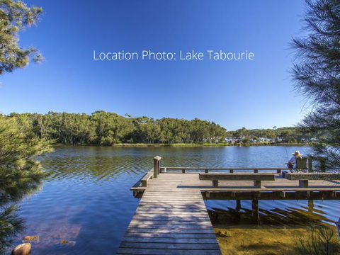 Tabourie Lake Motor Inn - ACT Tourism 3