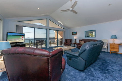 Tah Villa, 1/68 Marine Drive - ACT Tourism 1