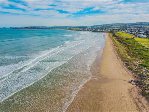 Tahren Beachfront Shack - ACT Tourism 2