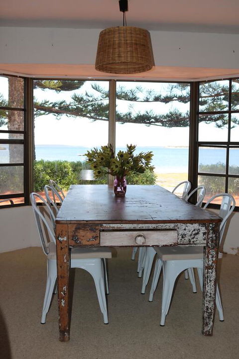 Tall Pines Beach House At Mount Dutton Bay (part Of Coffin Bay Waterways) - ACT Tourism 2