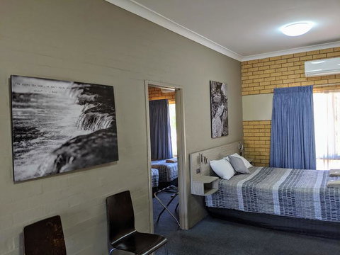Tallarook Motor Inn - ACT Tourism 1