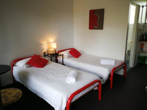 Tamar Cove Motel - ACT Tourism 3