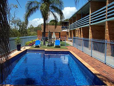 Tannum On The Beach Motel - ACT Tourism 0