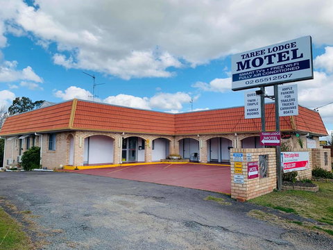 Taree Lodge Motel - ACT Tourism 0