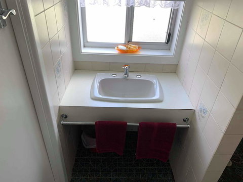 Taree Lodge Motel - ACT Tourism 2