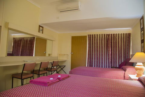 Tarra Motel - ACT Tourism 3