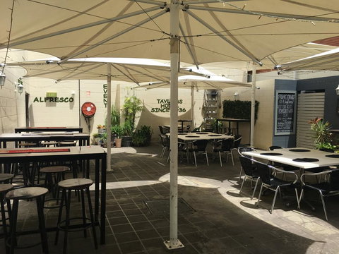 Taylors Hotel - ACT Tourism 1