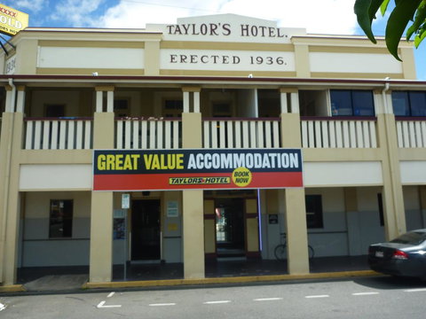 Taylors Hotel - ACT Tourism 0