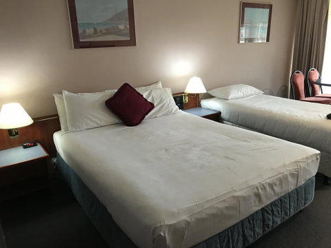 Tea Gardens Motel - ACT Tourism 1