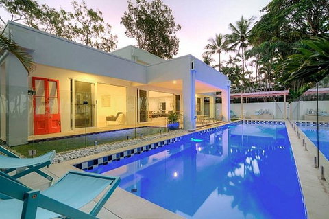 Tenterfield On Oak - ACT Tourism 2