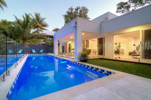 Tenterfield On Oak - ACT Tourism 1